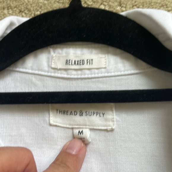 White button down tunic - Picture 2 of 3